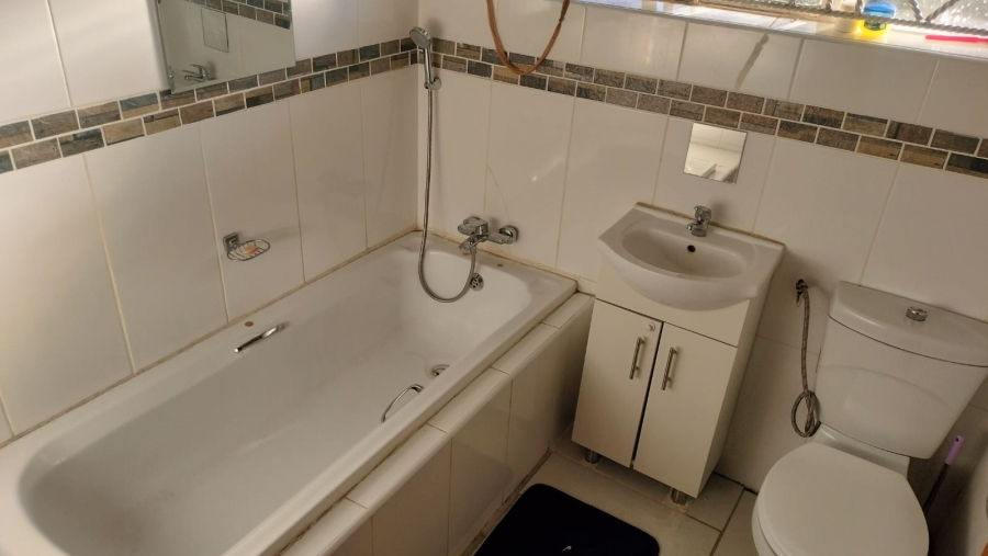 2 Bedroom Property for Sale in Navalsig Free State